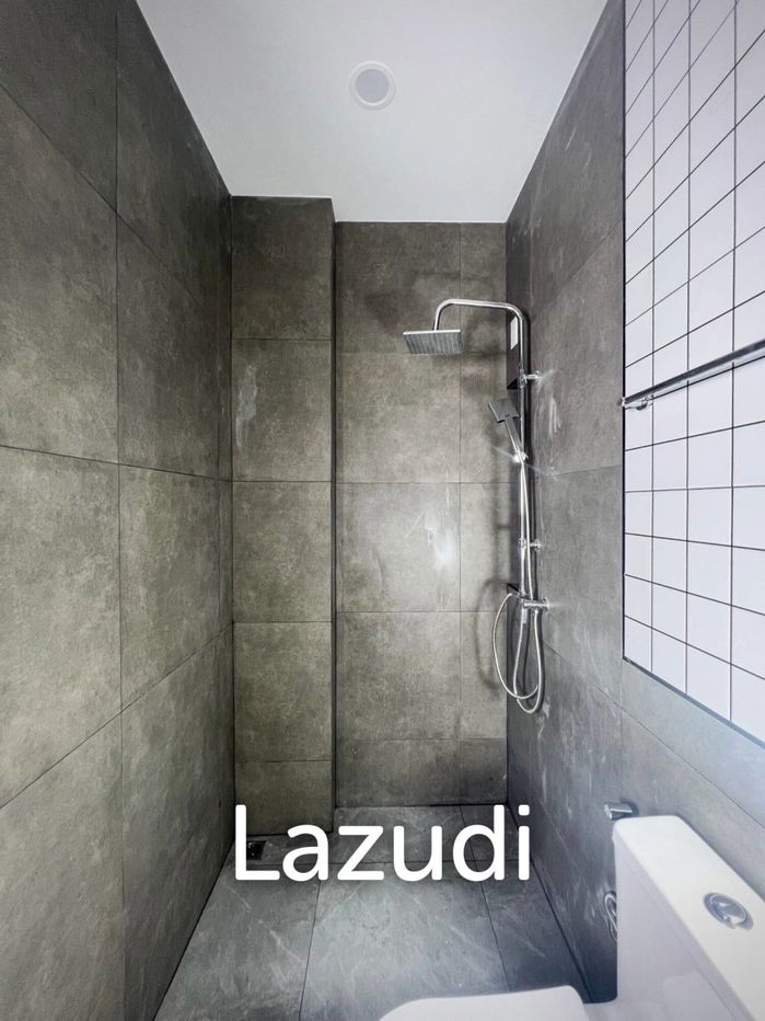 picture Modern Minimalist Townhouse in Ratsada Phuket - 27/31