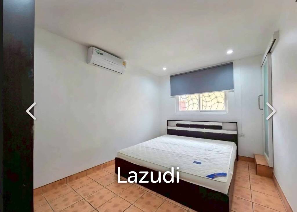 picture 3 Beds 3 Baths 400 SQ.M.  House  in Central Pattaya - 17/30