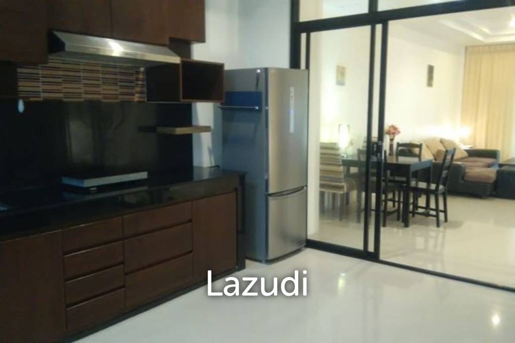 รูป 2-Bedroom Townhouse For Sale In Soi Saiyuan, Rawai - รูปที่ 7/17
