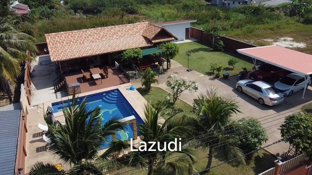 picture Stand Alone 3 Bedrooms Pool Villa In Soi 102 - 38/39