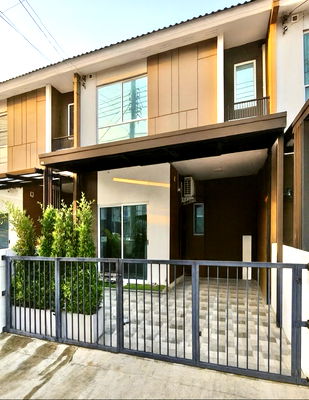 เช่าทาวน์โฮม ถนนหทัยราษฎร์ : The Connect รามอินทรา-มีนบุรี 2 อยู่ถนนสามวา มีนบุรี 