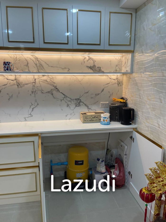 picture Commercial Townhouse for rent in Bang Rak Bangkok - 11/13