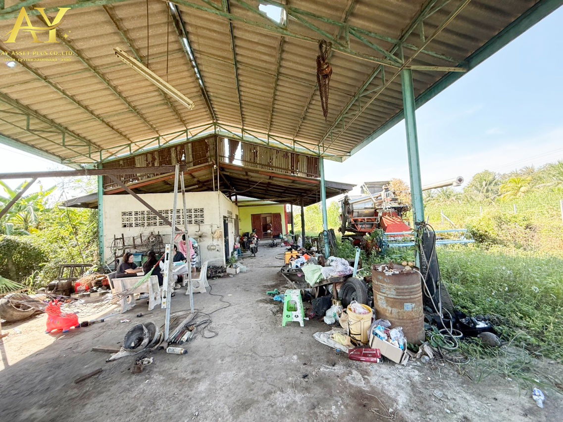 รูป ขายด่วน ที่ดินติดถนน ซอยทับยาว พร้อมสิ่งปลูกสร้าง เขตลาดกระบัง กทม.  ขายเพียง 12,500/ตรว. - รูปที่ 10/17