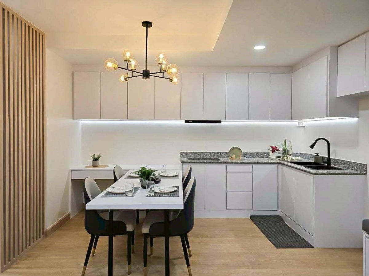 picture ME2500235 Condo For Sale THE IRIS Rama 9 Srinakarin - 17/18