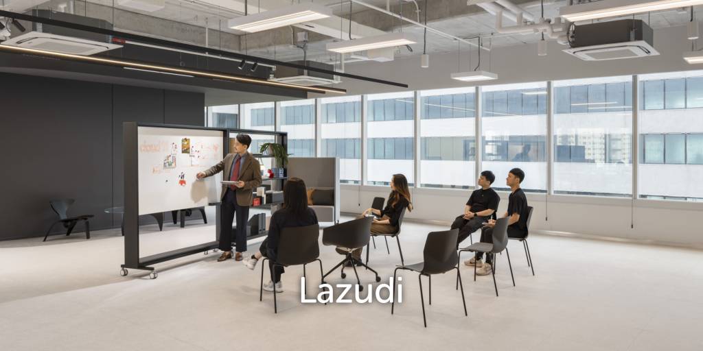 picture Modern Office Space in Phra Khanong Bangkok - 4/4