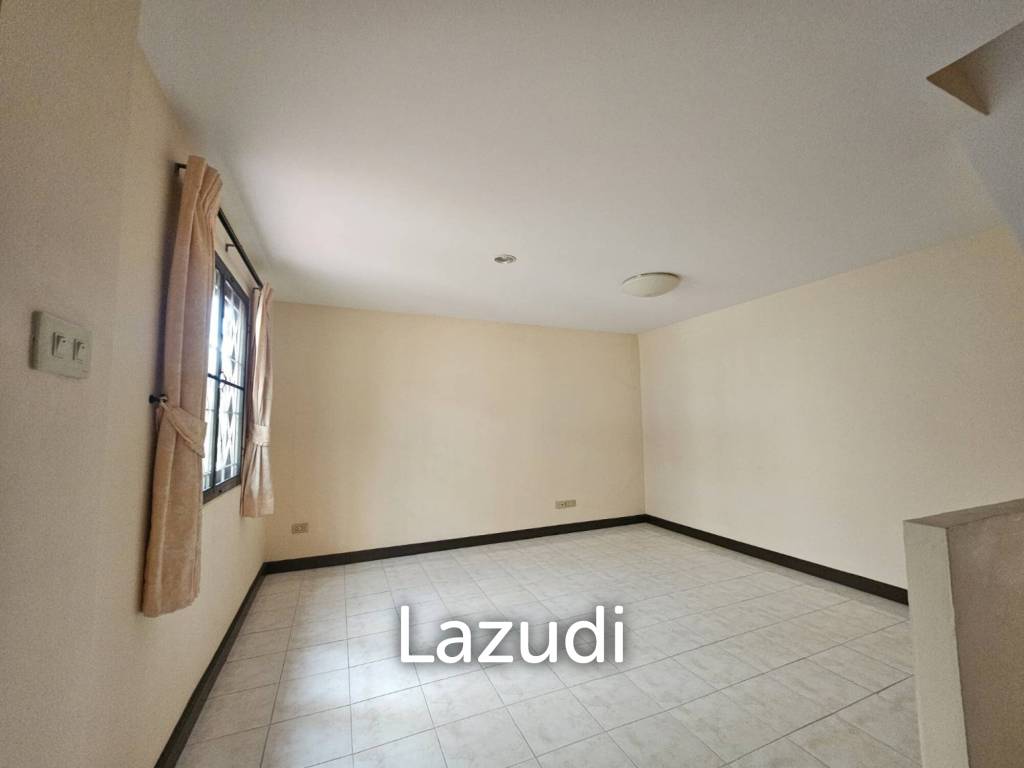 picture BAAN SUKSAMRAAN :  3 Storey townhouse near town and beach - 29/41