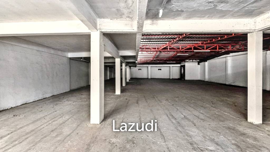 รูป โกดังสไตล์อินดัสเทรียลในบางนาเหมาะในการทำบาร์รูฟท็อป - รูปที่ 12/19