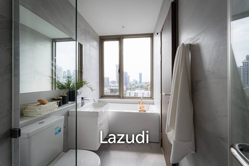 รูป Luxurious 2-Bedroom Condo in RHYTHM Ekkamai Estate - รูปที่ 34/36