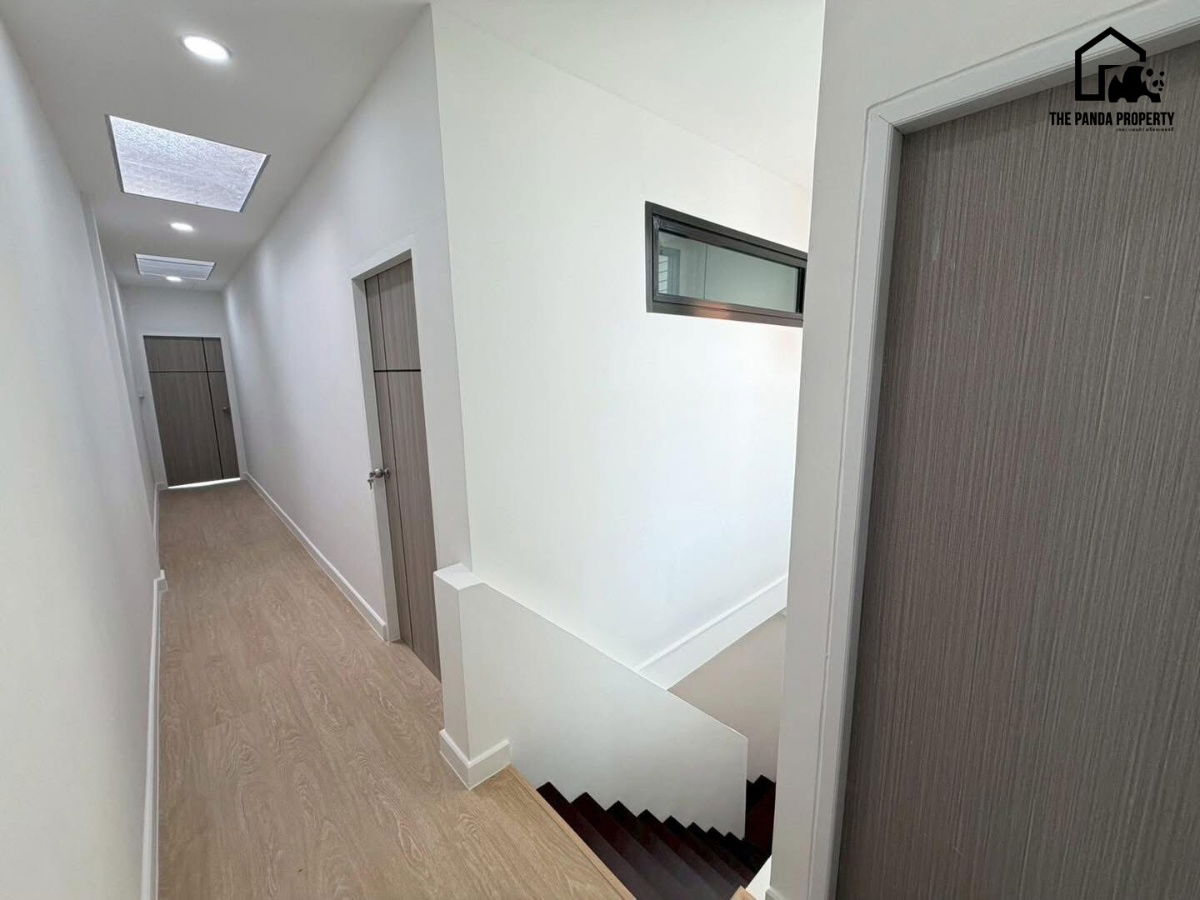 รูป  ทาวน์เฮาส์รีโนเวท 2 ชั้น ซอยเสนานิคม 1 - รูปที่ 9/19