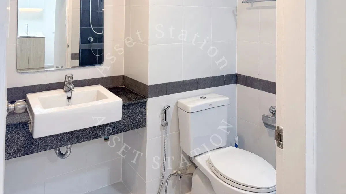 picture Urgent sale! a space Asoke-Ratchada, cheap room, suitable for investment, near MRT Rama 9 - 2/4