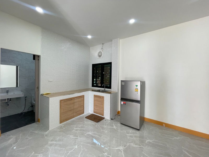 รูป ให้เช่าบ้านเดี่ยวชั้นเดียว   1 ห้องนอน 1 ห้องน้ำ 1  ห้องครัว  1 ที่จอดรถ - รูปที่ 4/6