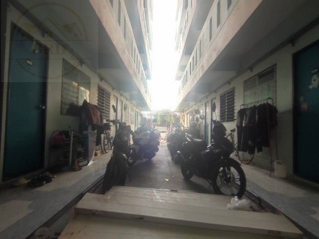 picture Cheap Old Dormitory for Sale, 5 Floors, 2 Buildings, 145 Rooms, THB 35 Million, Land Size 260.7 sq.w., Bang Phli Industrial Estate, Samut Prakan - 9/23
