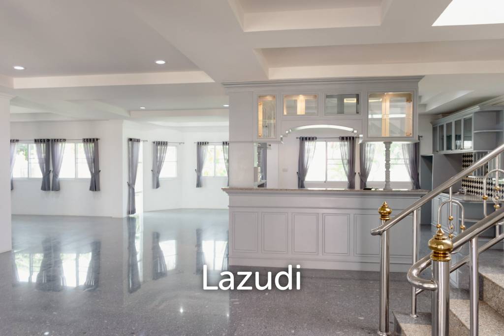 picture Stunning 2 Storey 5 Bed with 1 Rai land in City Center - 11/33