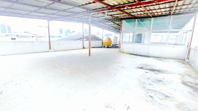 picture Commerce University 370 m. Large office space with full functionality airy and spacious MRT Huai Khw - 8/8