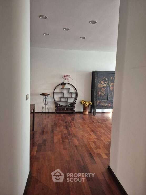 picture 2-BR Condo at Noble Ora near BTS Thong Lor (ID 2454726) - 17/29