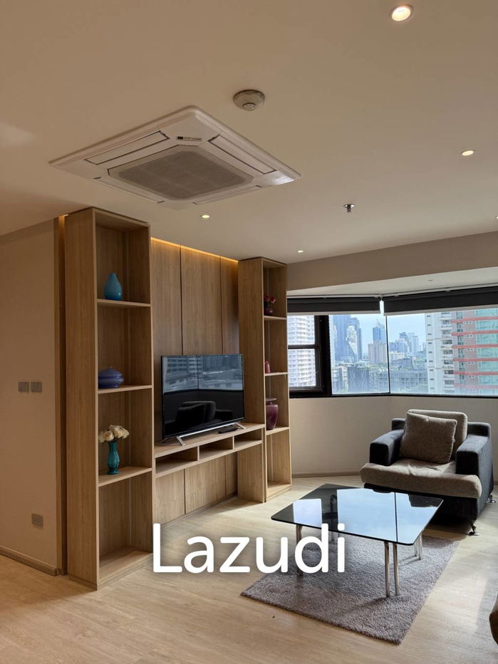 picture Elegant 2-Bed Condo in Khlong Tan Nuea Bangkok - 3/8