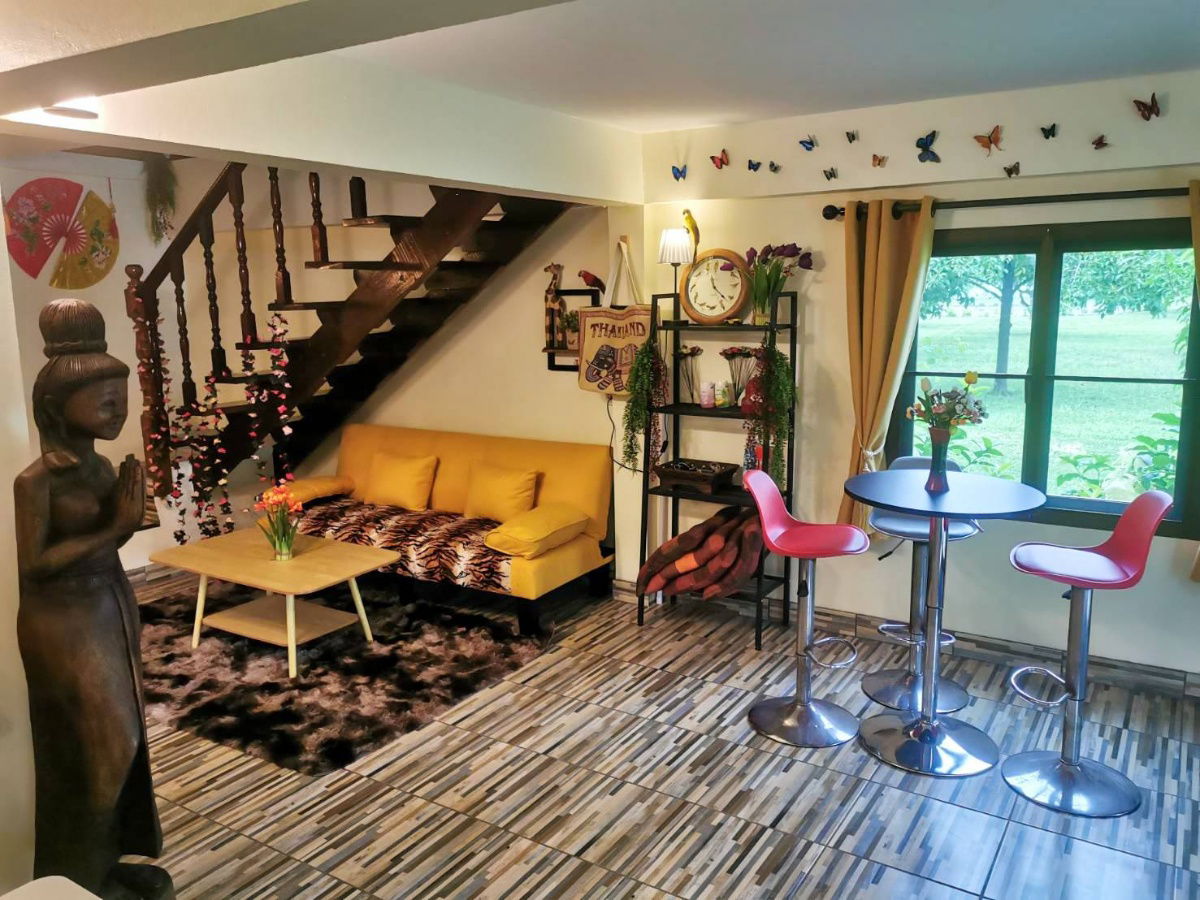 รูป ขายด่วน!!! บ้านเดี่ยว บ้านสวนพร้อมสวนสวยและผลไม้ออร์แกนิค ใกล้ถนนสุขุมวิท เนื้อที่กว้าง - รูปที่ 4/16