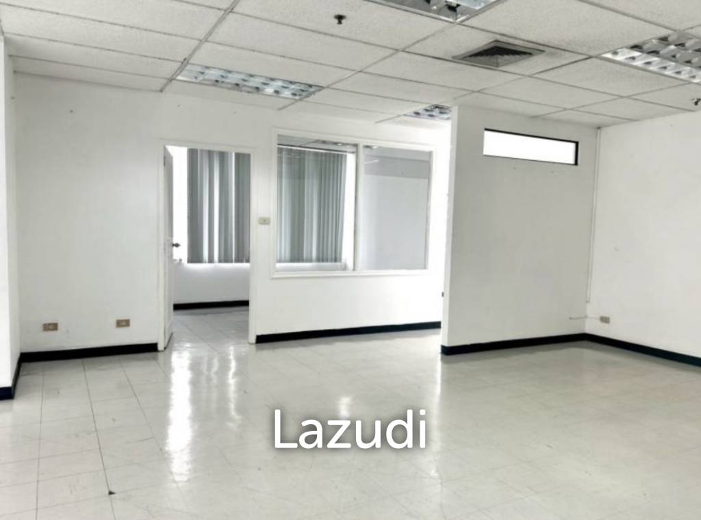 รูป สำนักงานให้เช่า ขนาด 104 ตรม. ที่ Paso Tower ศูนย์กลางธุรกิจ สีลม - รูปที่ 3/4