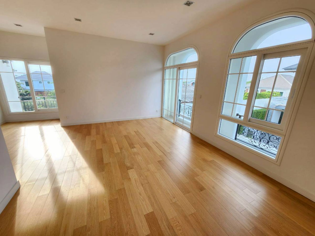 รูป ขายบ้านเดี่ยวหรู เดอะแกรนด์ ปิ่นเกล้า ติด ถ.พระบรม แบบบ้านใหม่ 4ห้องนอน พร้อมสระ 4-5จอด แปลงส่วนตัว จาก 29.9mb เหลือเพียง 24.5 mb!!  - รูปที่ 17/33