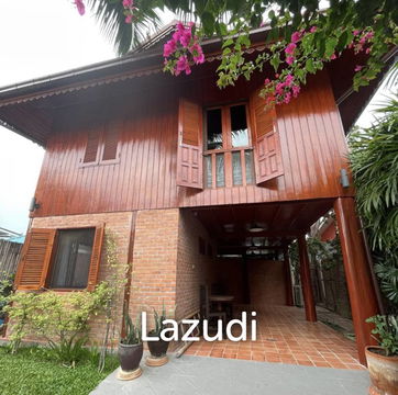 TEAK POOL VILLA Close to town and Beaches