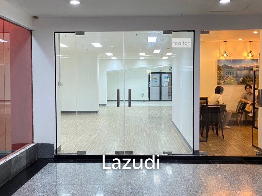 picture Retail Space for Lease in Ocean Tower 1 Bangkok - 1/8