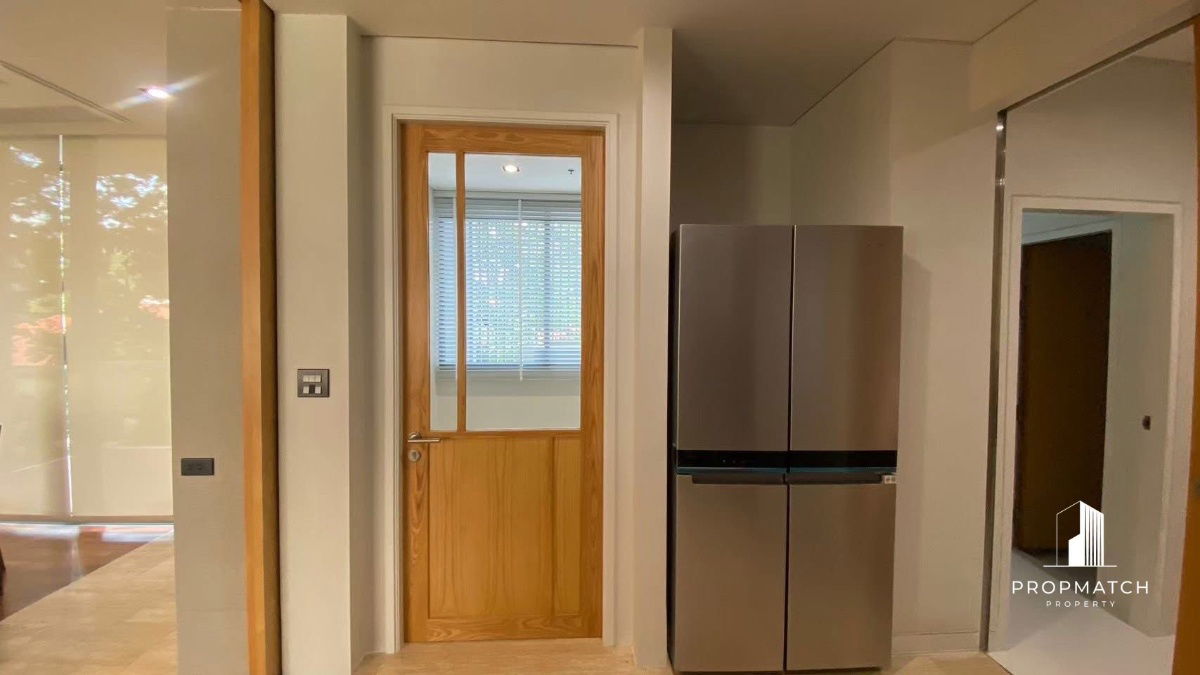 รูป PM035422✨Flash Deal ✨ Domus Sukhumvit 16-18  ( 3Bed 3Bath 250SQM.) แต่งครบพร้อมอยู่ !! เพียง 200,000บาทต่อเดือน Tel.0981315848 @propmatch - รูปที่ 9/15