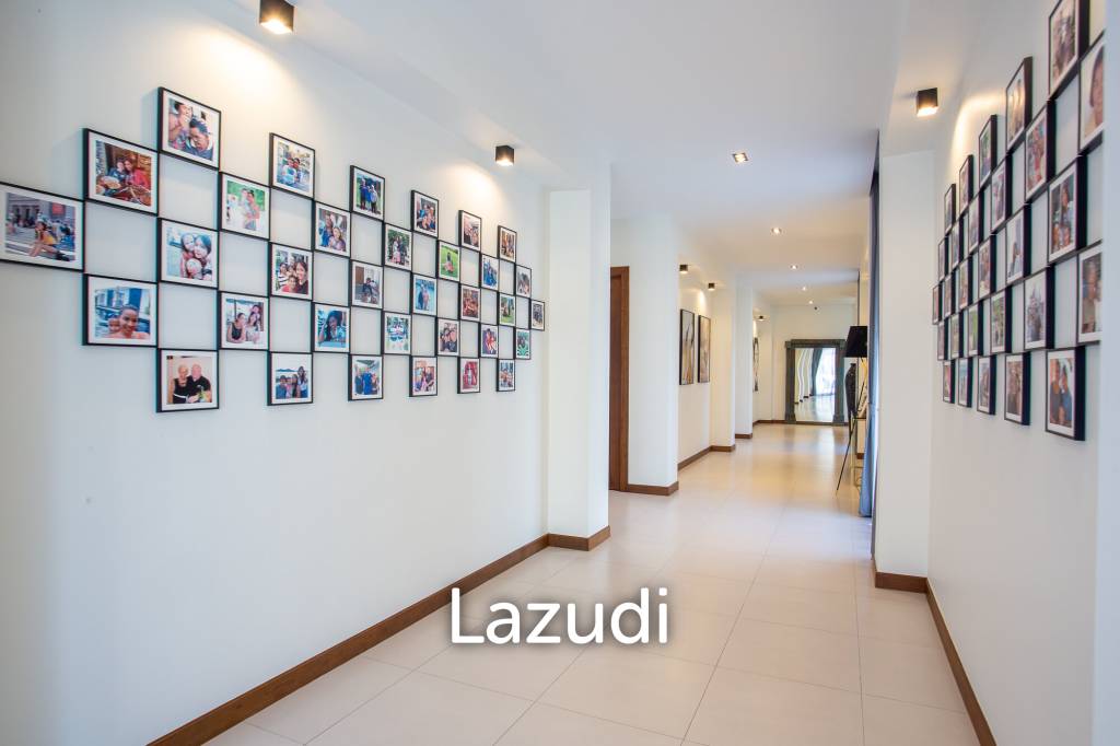 รูป Luxury Modern 6 Bed Pool Villa with Big land plot - รูปที่ 20/86