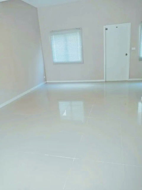 picture LamLukKa Khlong7, Nimit Mai-Maitrichit 2-story townhouse for rent on the main road 18 sqwa 145sqm, C - 4/8