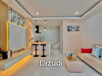 Townhouses for sale Chonburi : 2 Beds 3 Baths 110 SQ.M. Rattanakorn Village 17