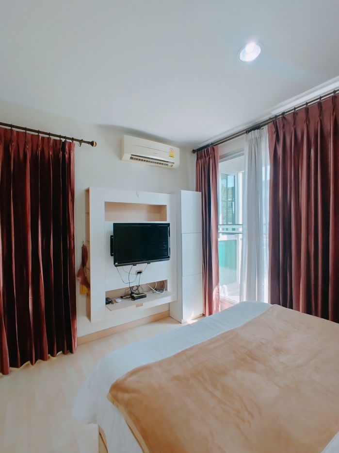 picture ✅18,000THB ✨ Rhythm Ratchada next to MRT Ratchada  - 7/12