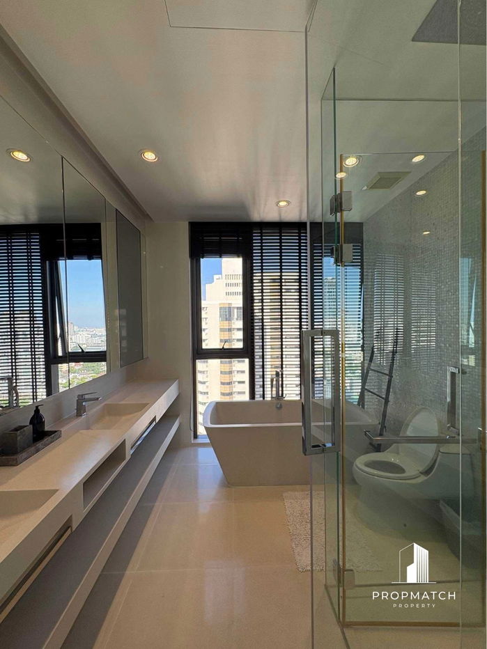 รูป PM005834✨Flash Deal ✨Vittorio Sukhumvit 39  ( 2Bed 3Bath 126.43SQM.) แต่งครบพร้อมอยู่ !! เพียง 155,000 บาทต่อเดือน Tel.0981315848 @propmatch - รูปที่ 14/17
