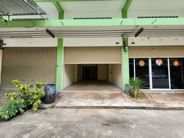 picture FOR SALE  COMMERCIAL BUILDING PROPERTY  2950000 BAHT. - 2/8