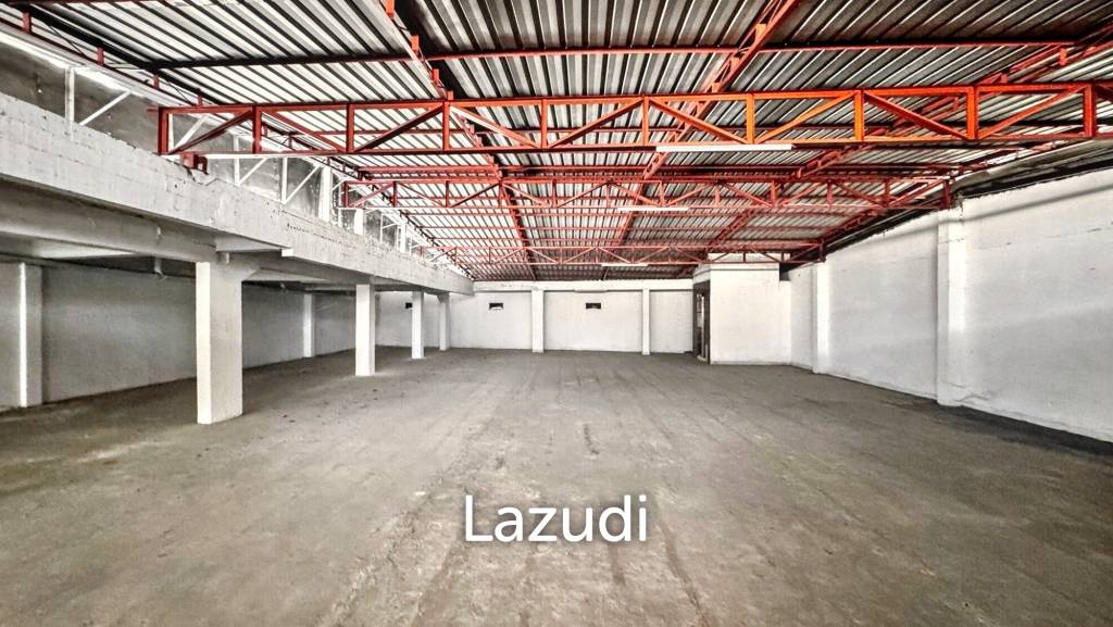 รูป โกดังสไตล์อินดัสเทรียลในบางนาเหมาะในการทำบาร์รูฟท็อป - รูปที่ 8/19