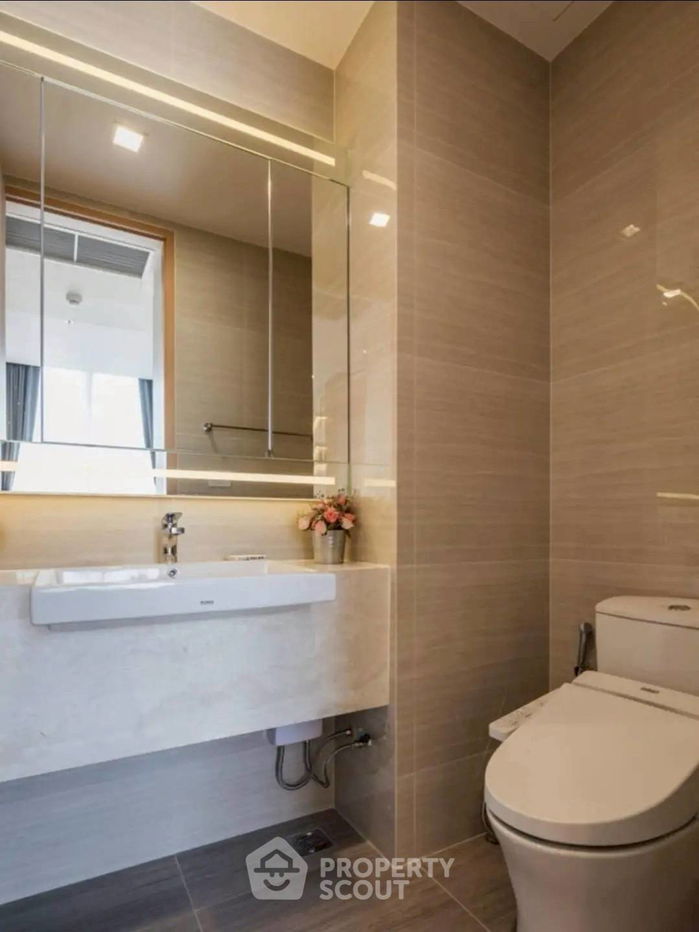 รูป คอนโด 1-ห้องนอน ที่ โนเบิล บีอี 33 สุขุมวิท ใกล้ BTS พร้อมพงษ์ (ID 2454154) - รูปที่ 12/13