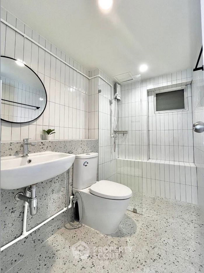 picture 2-BR Condo at Thonglor Tower Condominium near BTS Thong Lor (ID 2454113) - 7/8