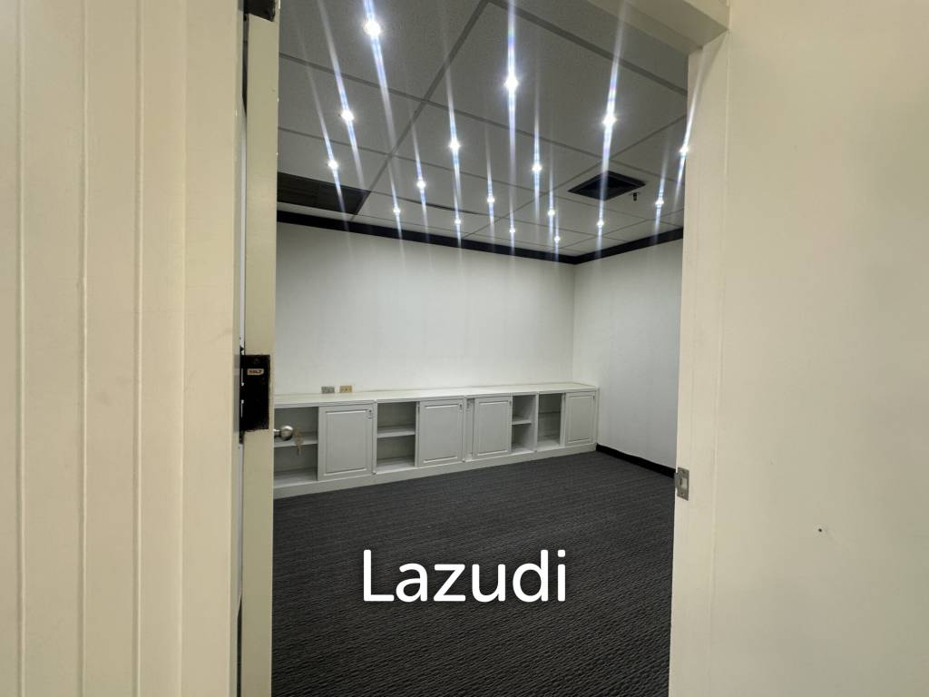 รูป พื้นที่สำนักงานให้เช่าในย่านบางรัก ถนนสุริยวงศ์ กรุงเทพ - รูปที่ 5/5