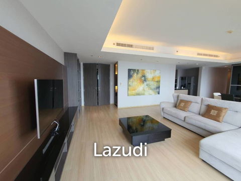 Luxurious High-Rise Condo in Sathorn Bangkok