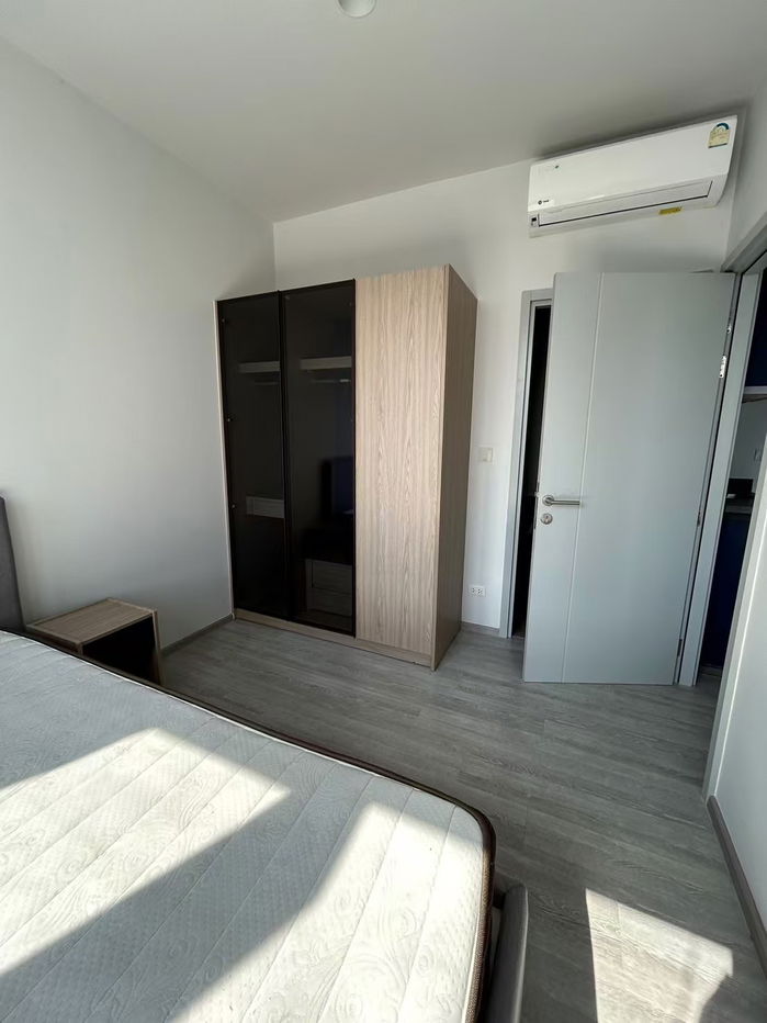 picture XT Ekkamai, Fully furniture, one bed, nice view - 4/10