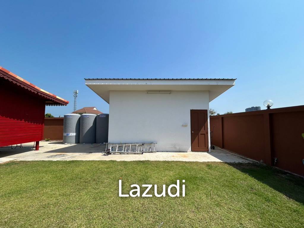 picture Stand Alone 3 Bedrooms Pool Villa In Soi 102 - 10/39