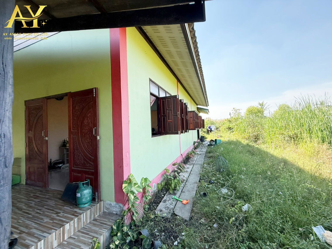 รูป ขายด่วน ที่ดินติดถนน ซอยทับยาว พร้อมสิ่งปลูกสร้าง เขตลาดกระบัง กทม.  ขายเพียง 12,500/ตรว. - รูปที่ 12/17