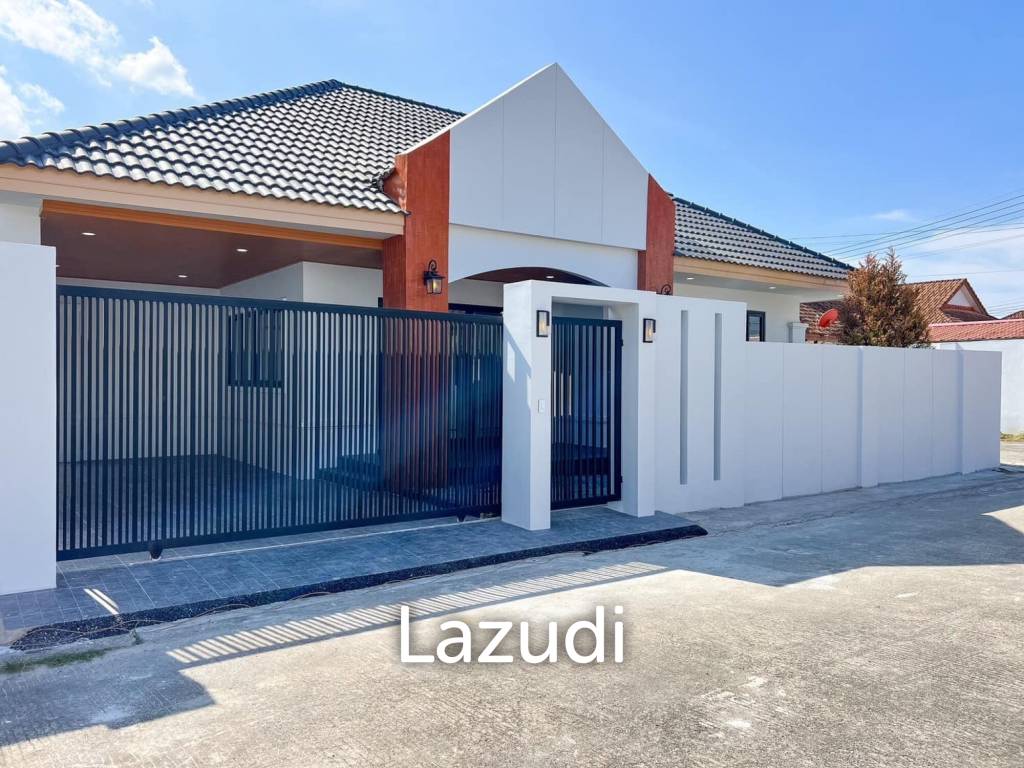 picture Renovated 3 Bedroom House In Thalang - 1/33