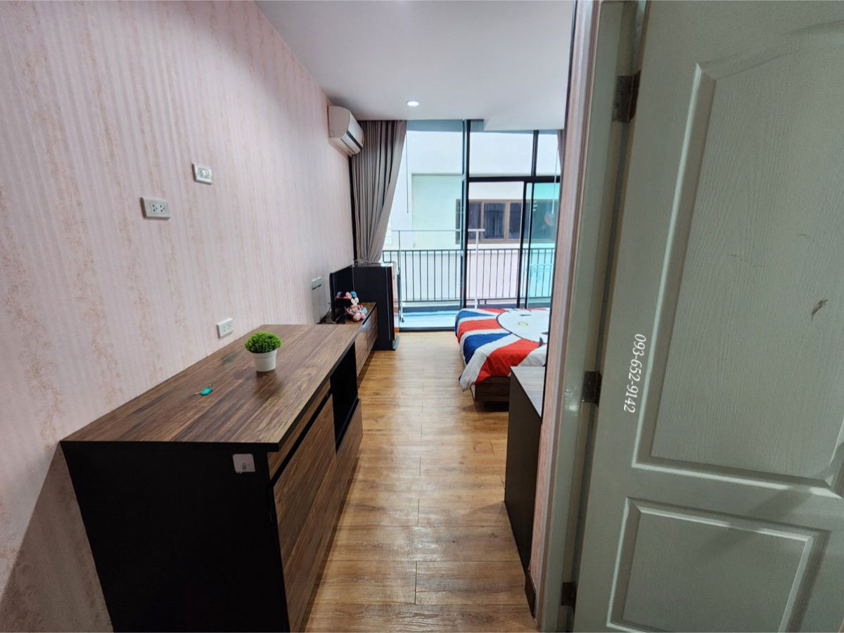 รูป 🌷🌷🌷 ให้เช่าคอนโด พราว ไลฟ์ งามวงศ์วาน 15 (( 5000 ต่อเดือน / ติดวอลเปเปอร์ ห้องสวยมาก / ถูกสุดในโครงการ )) ใกล้กระทรวงสาธารณสุข - รูปที่ 8/13