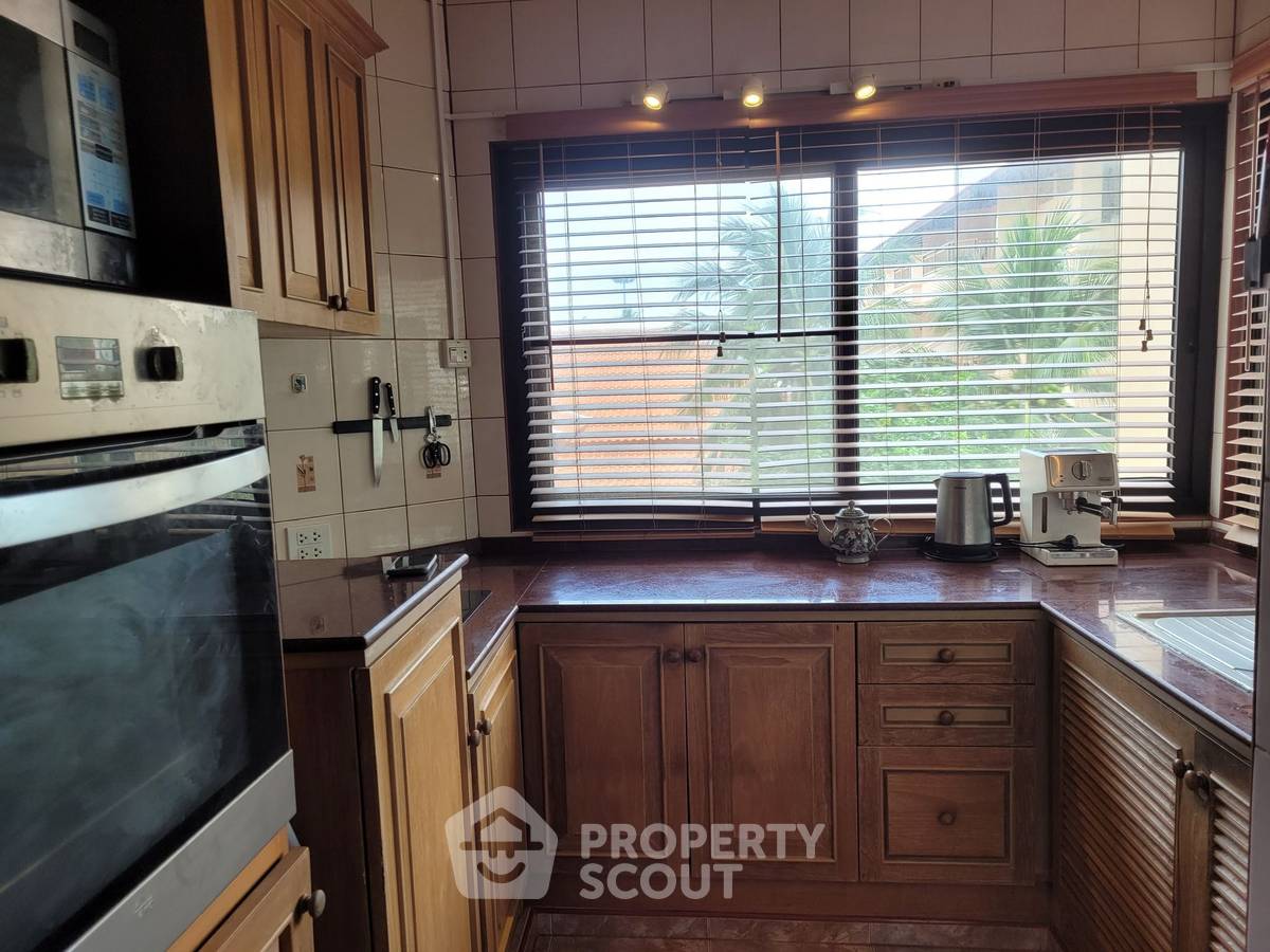 picture 1-BR Condo at View Talay 5 Condominium Jomtien close to Jomtien Beach (ID 2454066) - 7/10