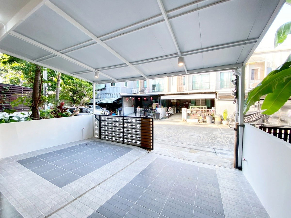 รูป ทาวน์เฮ้าส์ รีโนเวทใหม่ ทำเลดี ใกล้รถไฟฟ้า 2สาย สีชมพูและสีเขียว ม.เดอะคอนเนค 28 วัชรพล - เพิ่มสิน สายไหม - รูปที่ 4/17