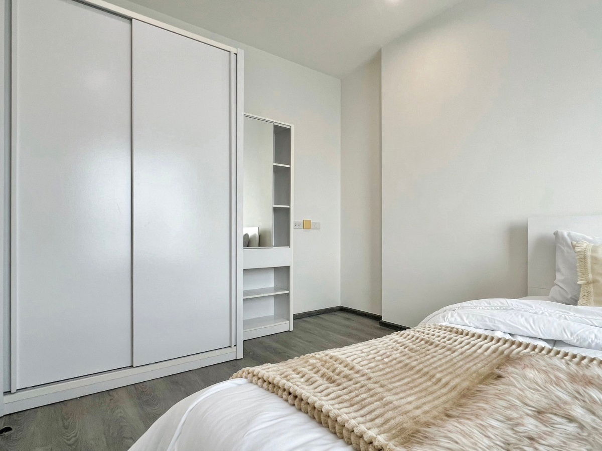 รูป ให้เช่า คอนโดริชพาร์คทริปเปิ้ลสเตชั่น ห้องวิวตึกสูง ใกล้สถานีรถไฟฟ้าหัวหมาก - รูปที่ 7/14