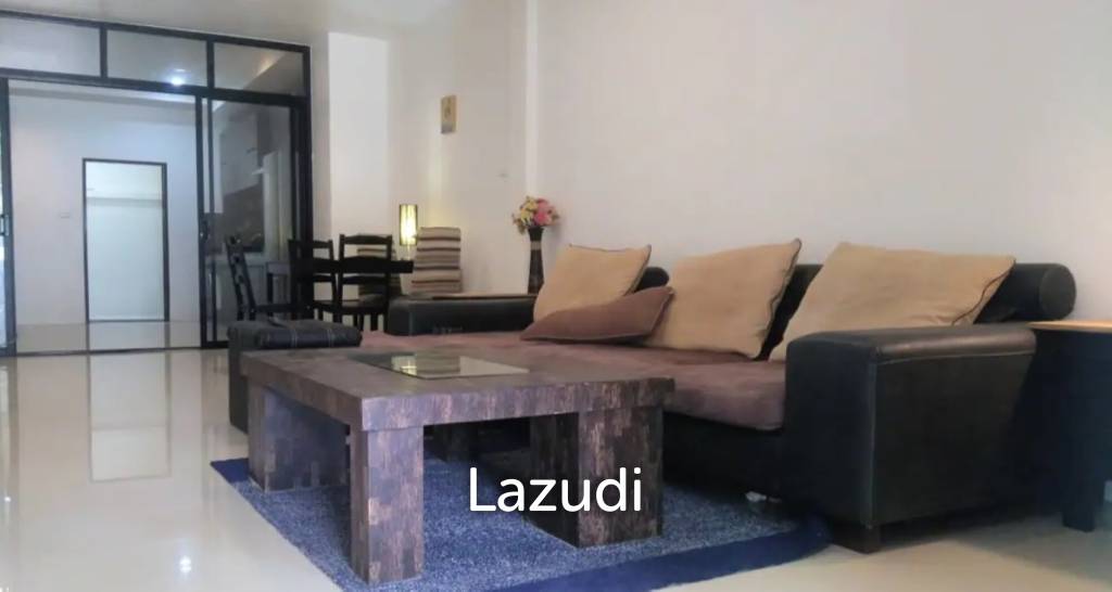 รูป 2-Bedroom Townhouse For Sale In Soi Saiyuan, Rawai - รูปที่ 5/17