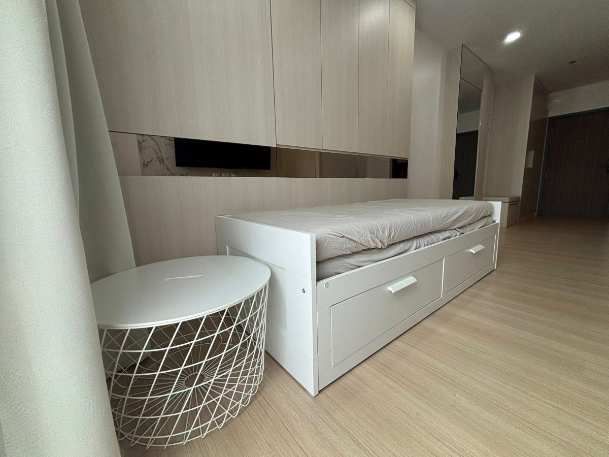 picture 🔥 FOR RENT: Spacious 47 sq.m. 1BR Condo @ MRT Phasi Charoen. Fully Furnished & Ready to Move In! - 15/22