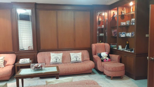 picture FOR SALE  COMMERCIAL BUILDING PROPERTY  17200000 BAHT. - 3/8