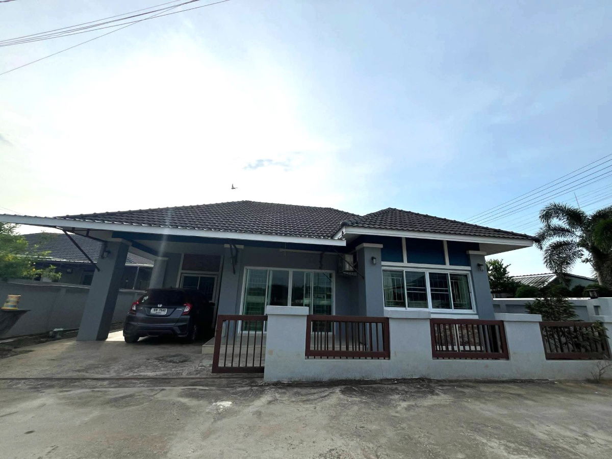 picture A detached house for rent with 3 bedrooms and 2 bathrooms - 1/10