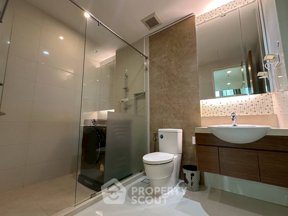 picture 3-BR Condo at Bright Sukhumvit 24 Condominium near BTS Phrom Phong (ID 2454029) - 5/11